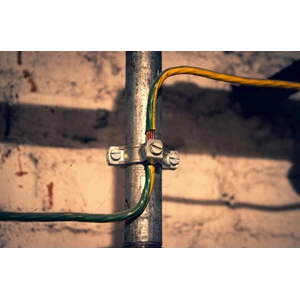 Kabel grounding