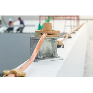 Kabel grounding